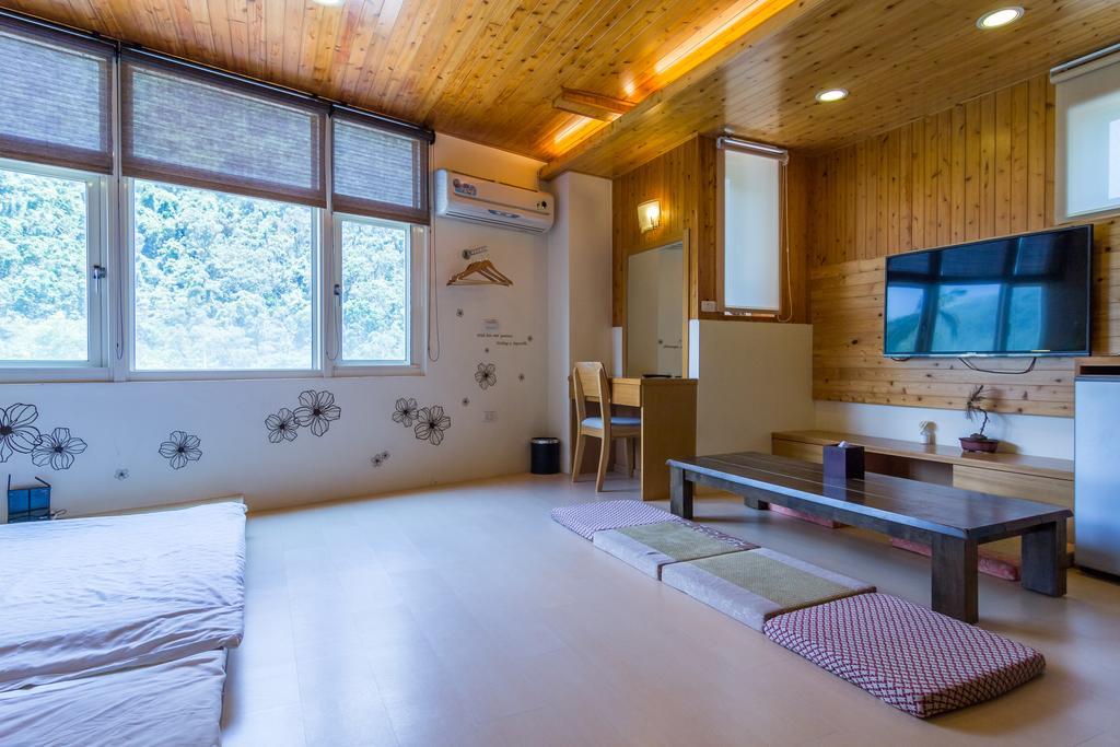 เลิฟเวอร์ โฮเต็ล Apartment เจียวซี ภายนอก รูปภาพ