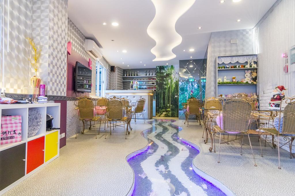เลิฟเวอร์ โฮเต็ล Apartment เจียวซี ภายนอก รูปภาพ