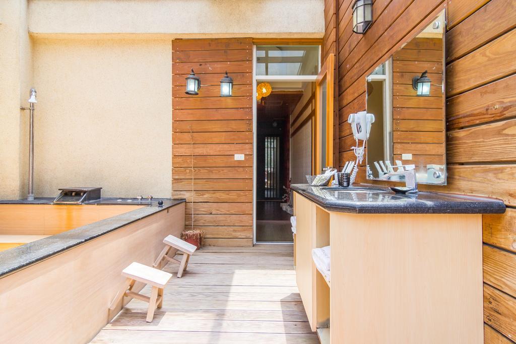 เลิฟเวอร์ โฮเต็ล Apartment เจียวซี ภายนอก รูปภาพ